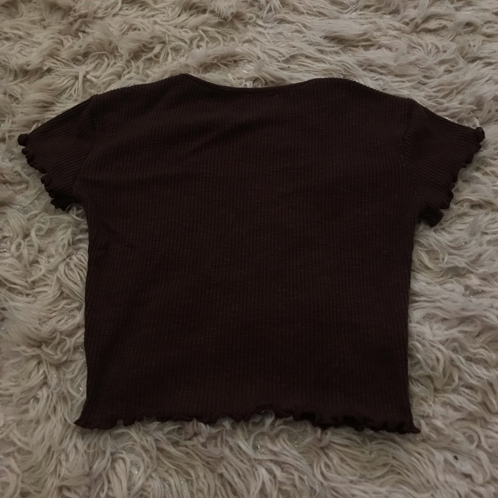 Brown Ruffled Crop Top 🤎 - Picture 4 of 9
